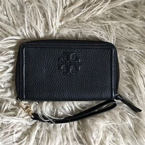 ‼️FINAL PRICE‼️Thea Zip Around Wristlet